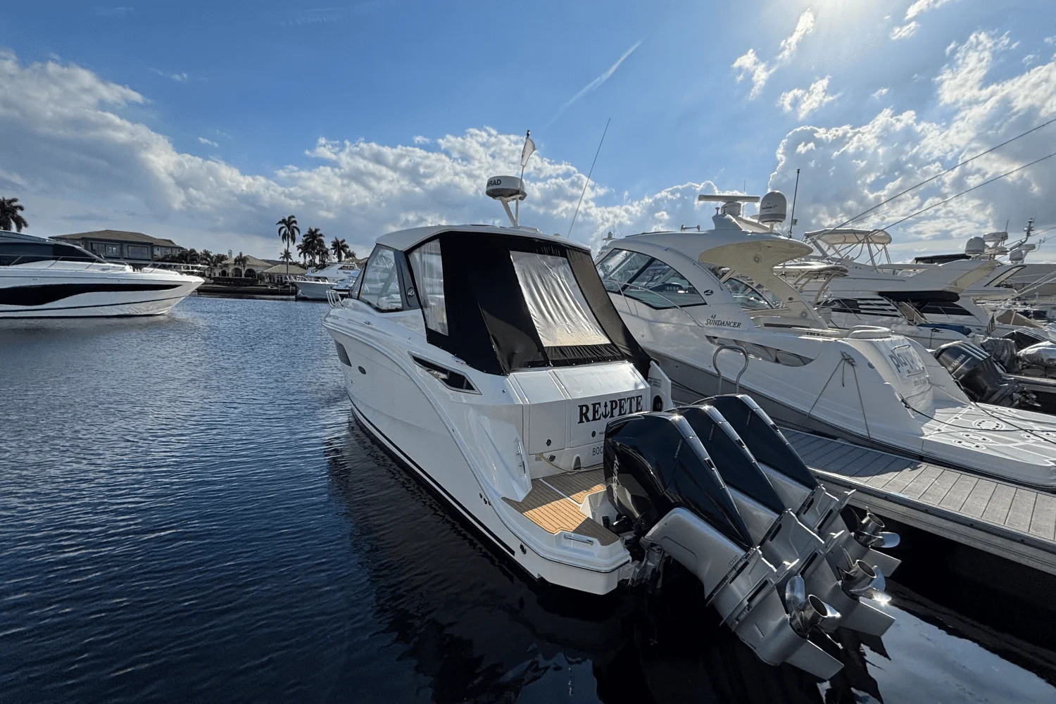 2023 Sea Ray 320 SUNDANCER OUTBOARD Image Thumbnail #5
