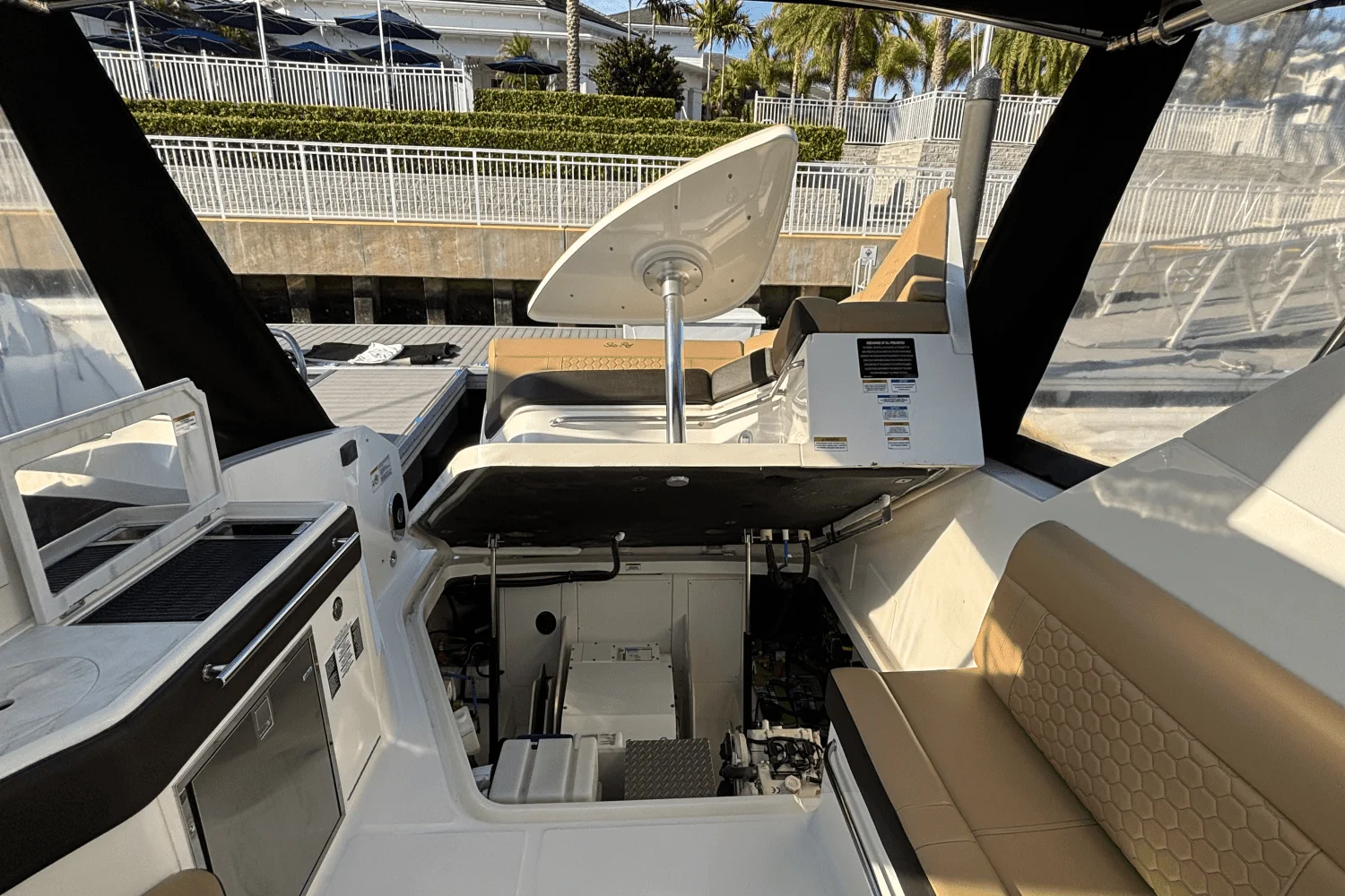 2023 Sea Ray 320 SUNDANCER OUTBOARD Image Thumbnail #66