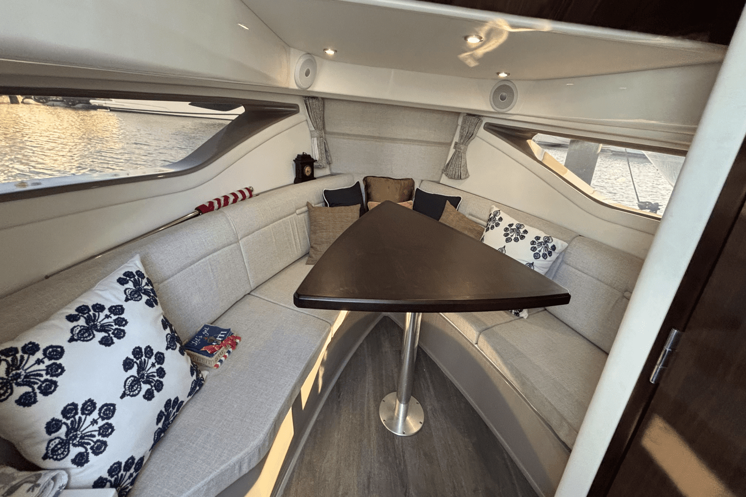 2023 Sea Ray 320 DA-OB Image Thumbnail #55