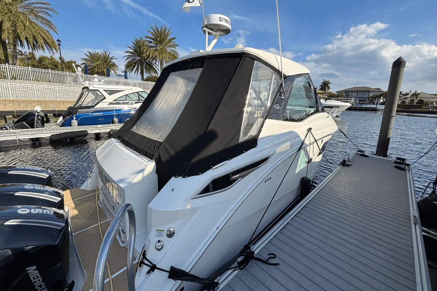 2023 Sea Ray 320 SUNDANCER OUTBOARD Image Thumbnail #8