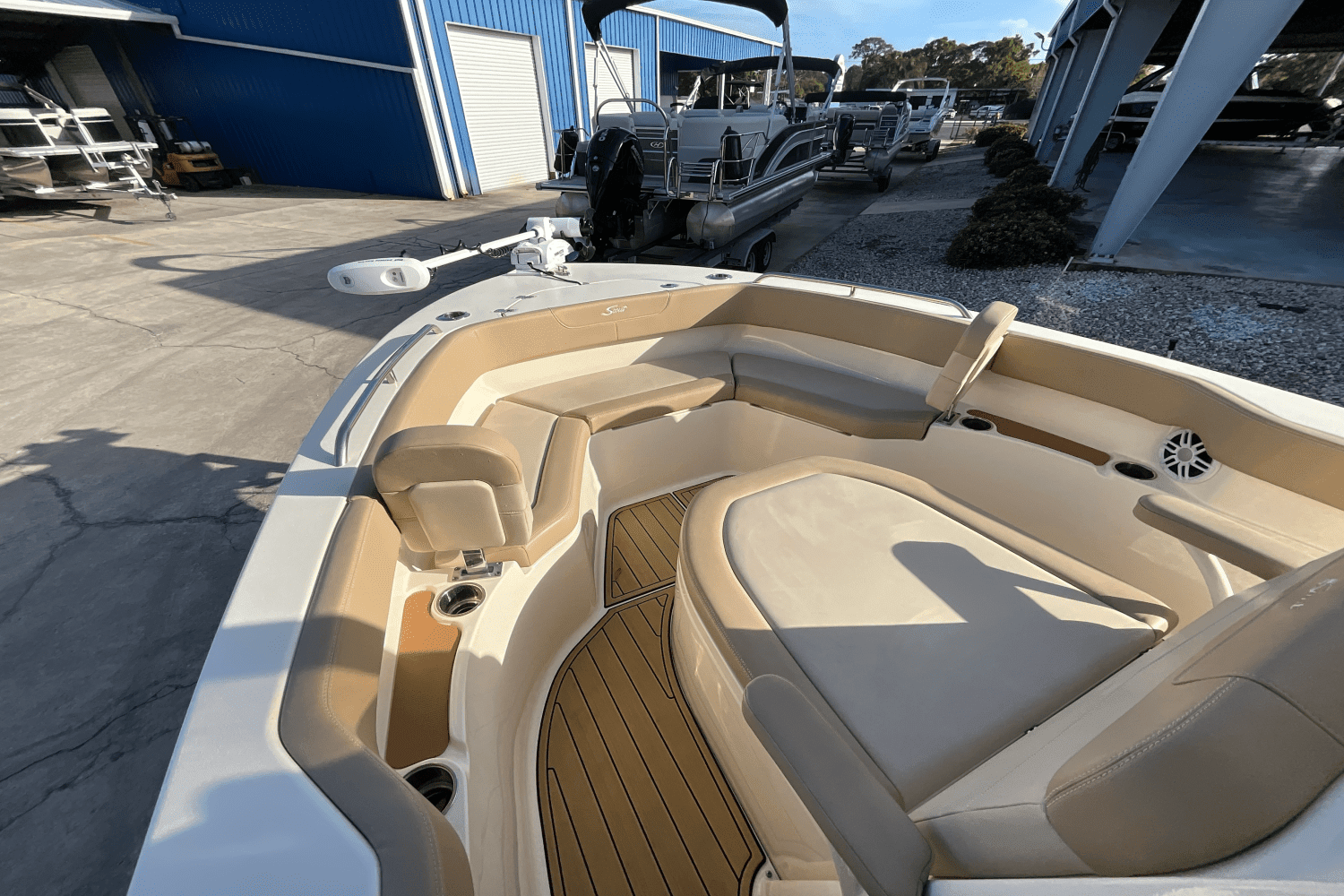 2024 Scout 215 XSF Image Thumbnail #16