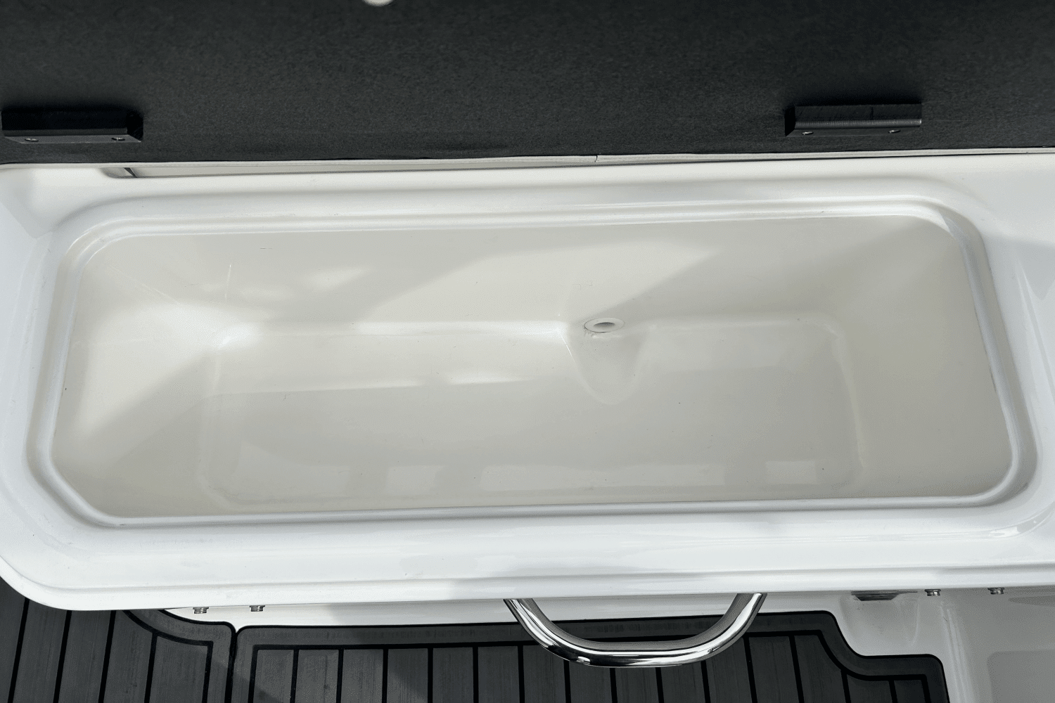 2023 Bayliner VR6 Bowrider Image Thumbnail #25