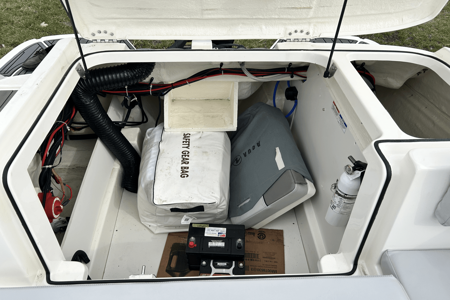 2023 Bayliner VR6 Bowrider Image Thumbnail #26