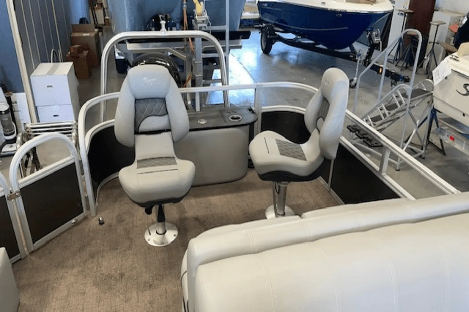 2021 Ranger RP 220F Image Thumbnail #8