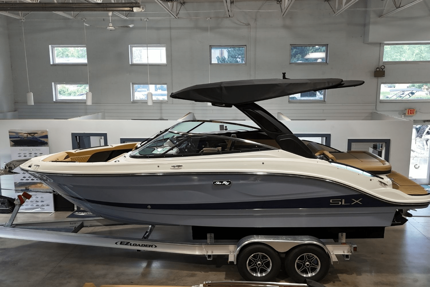 2026 Sea Ray SLX 260