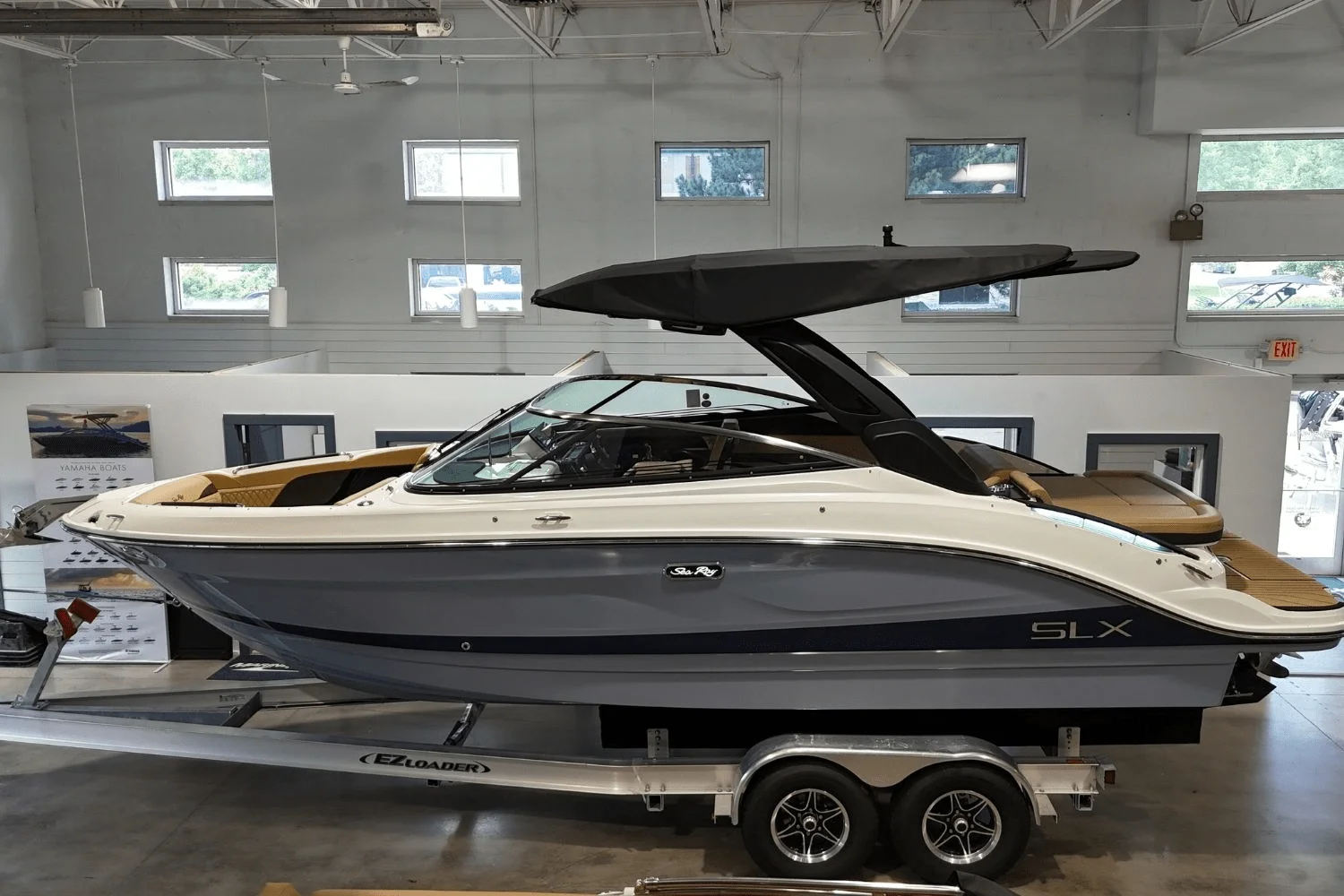 2026 Sea Ray SLX 260 Image Thumbnail #0