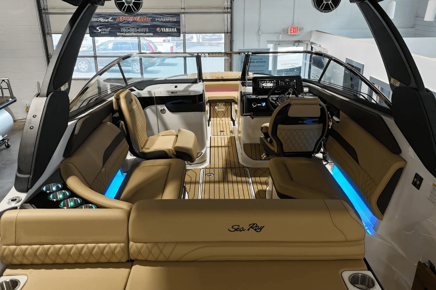 2026 Sea Ray SLX 260 Image Thumbnail #15