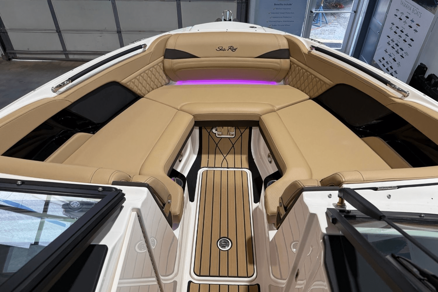 2026 Sea Ray SLX 260 Image Thumbnail #24