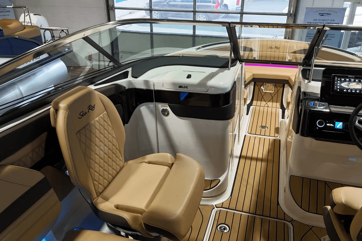 2026 Sea Ray SLX 260 Image Thumbnail #17