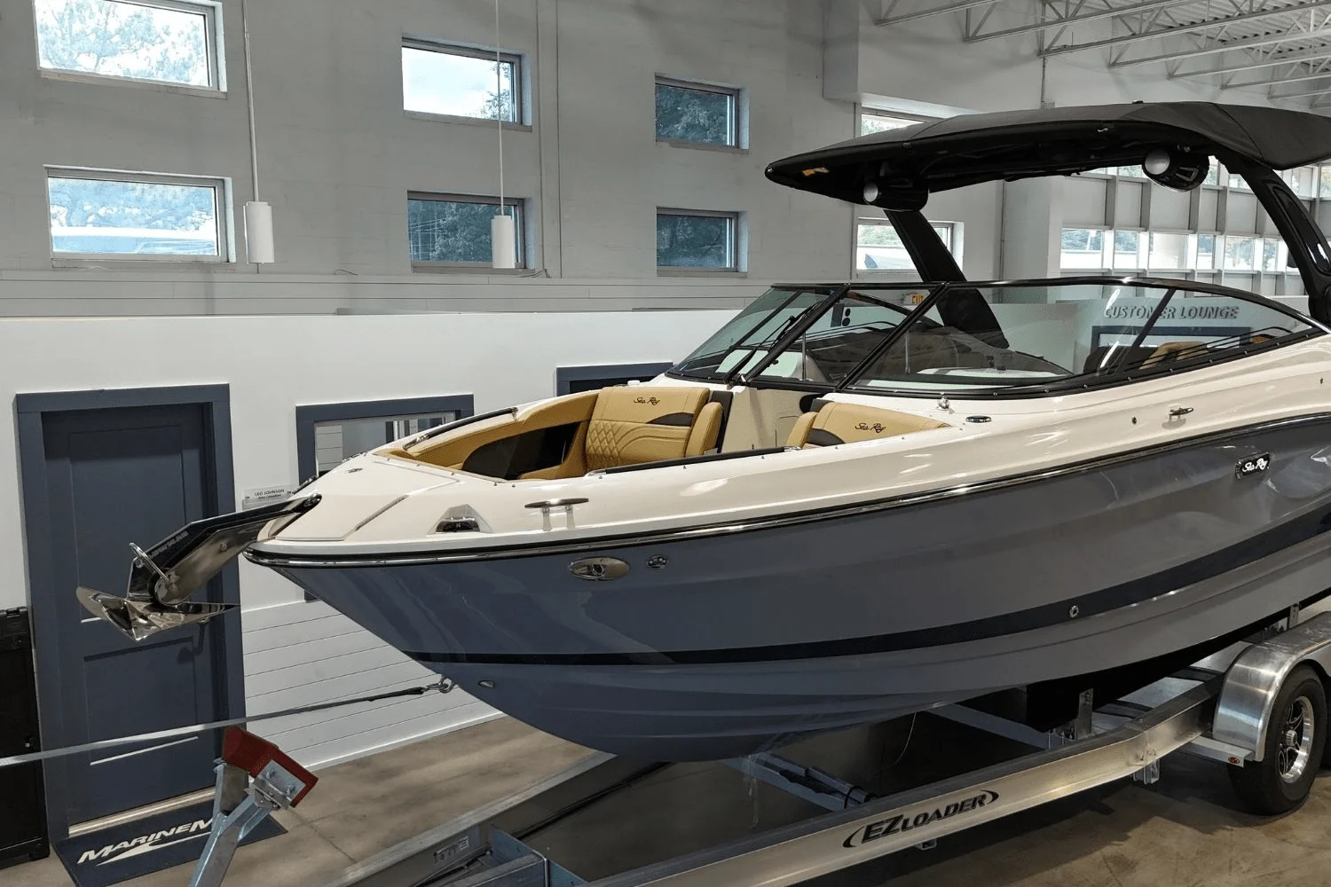 2026 Sea Ray SLX 260 Image Thumbnail #9