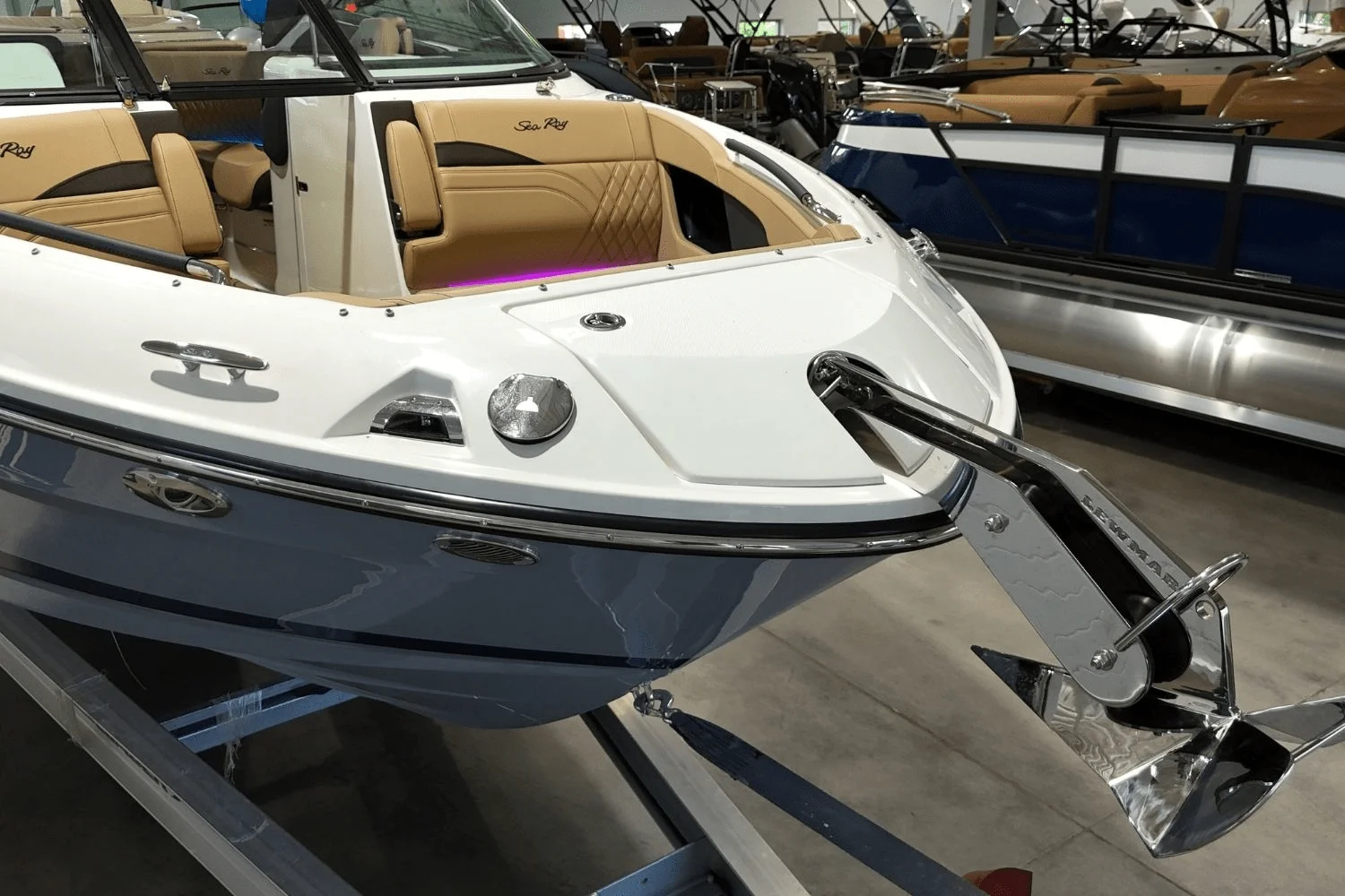 2026 Sea Ray SLX 260 Image Thumbnail #10