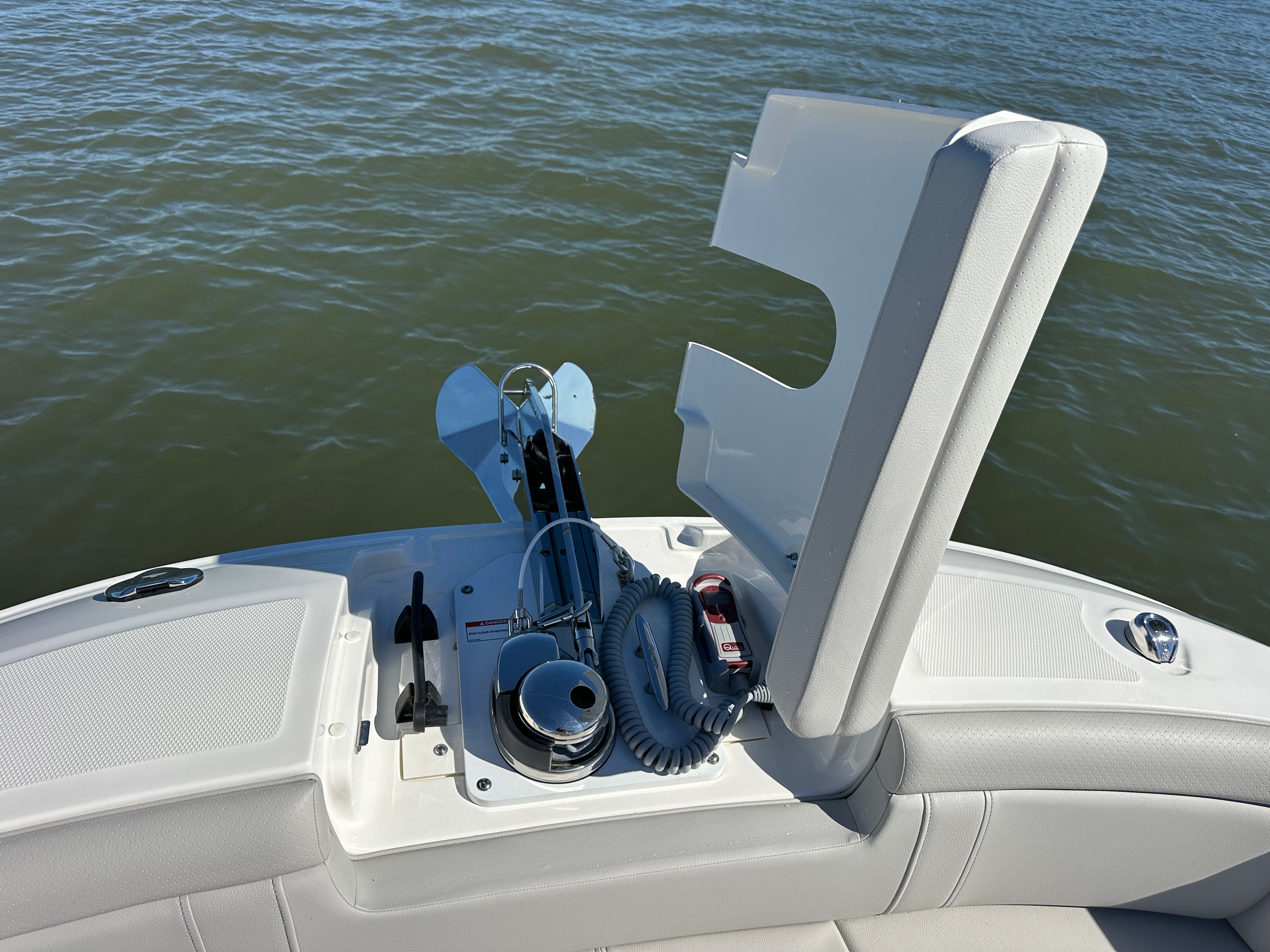 2026 Sea Ray SDX 290 Outboard Image Thumbnail #29