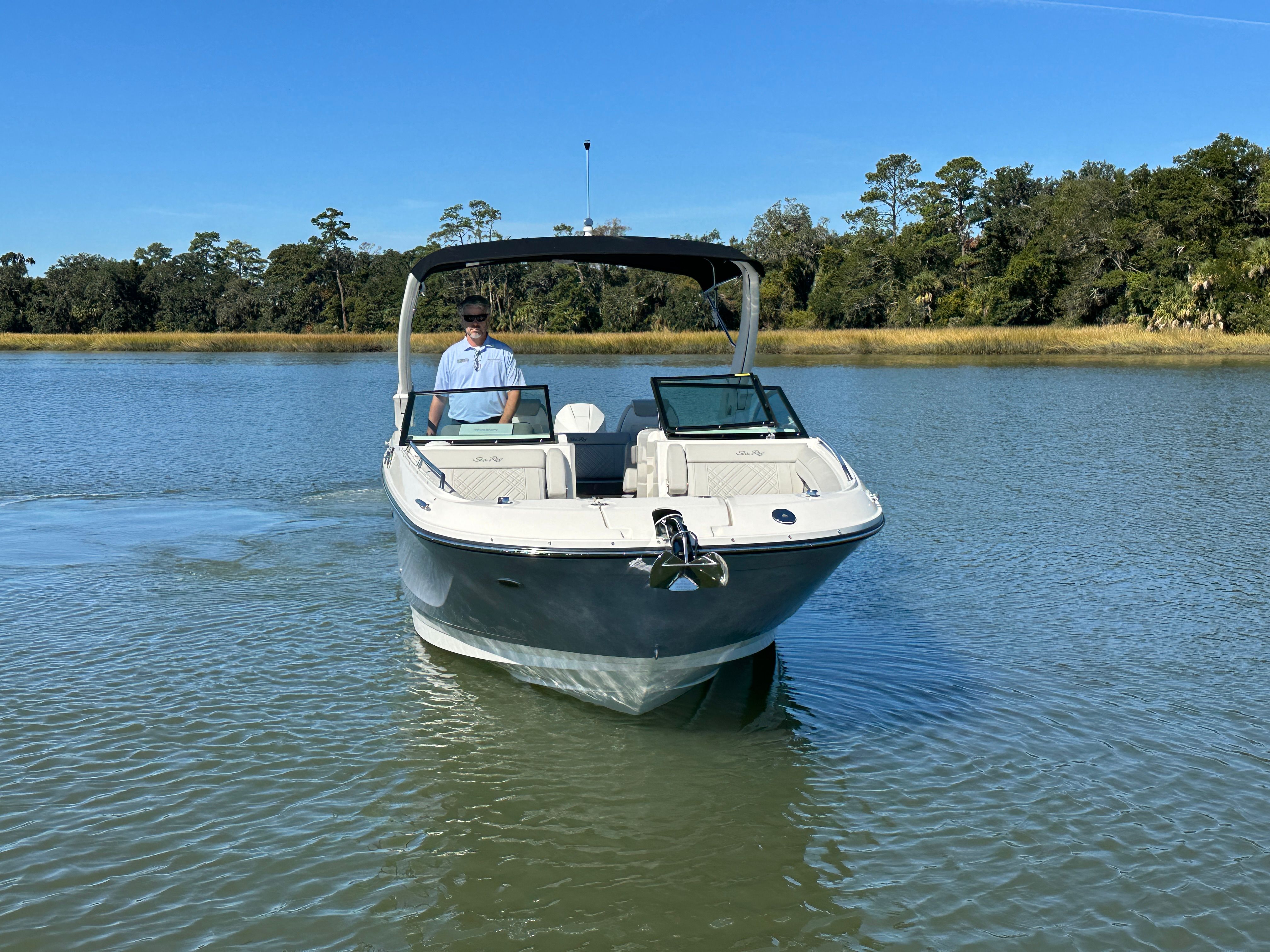 2026 Sea Ray SDX 290 Outboard Image Thumbnail #1