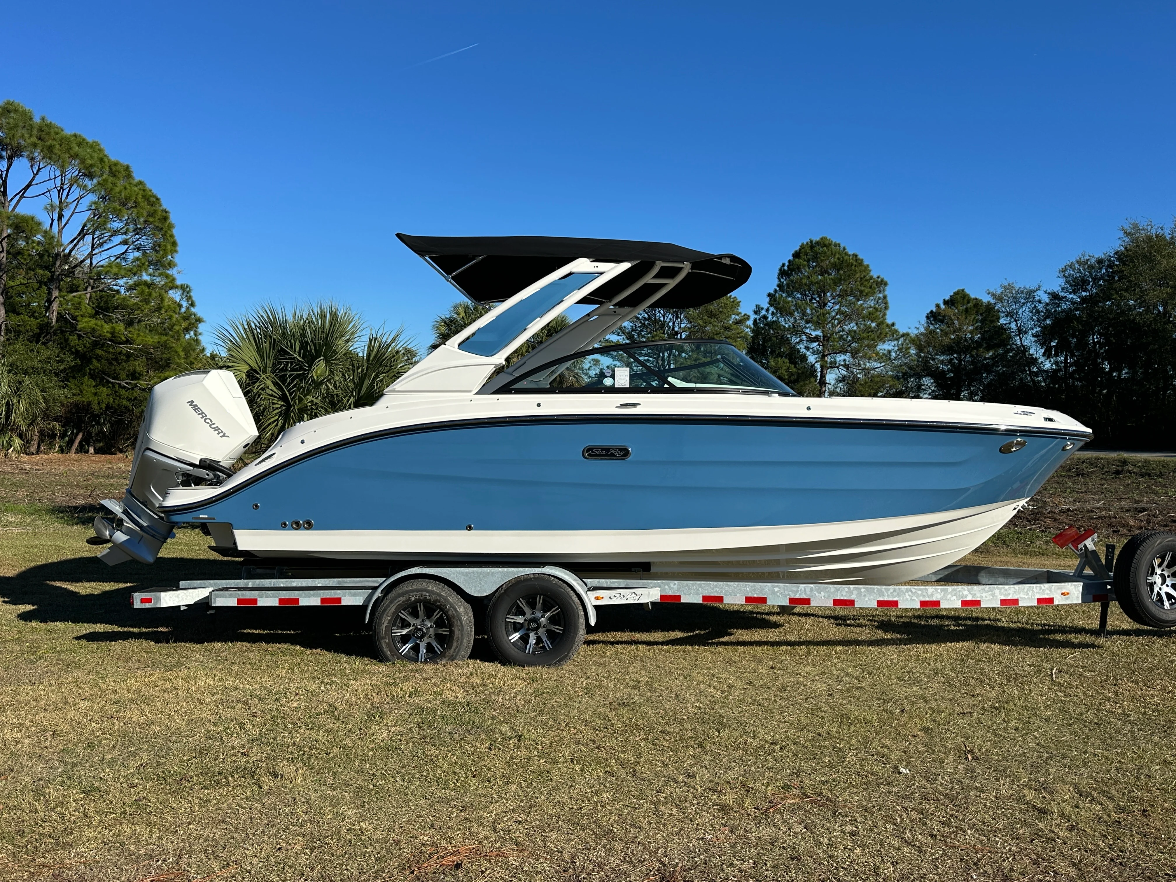 2026 Sea Ray SDX 230 Outboard Image Thumbnail #0