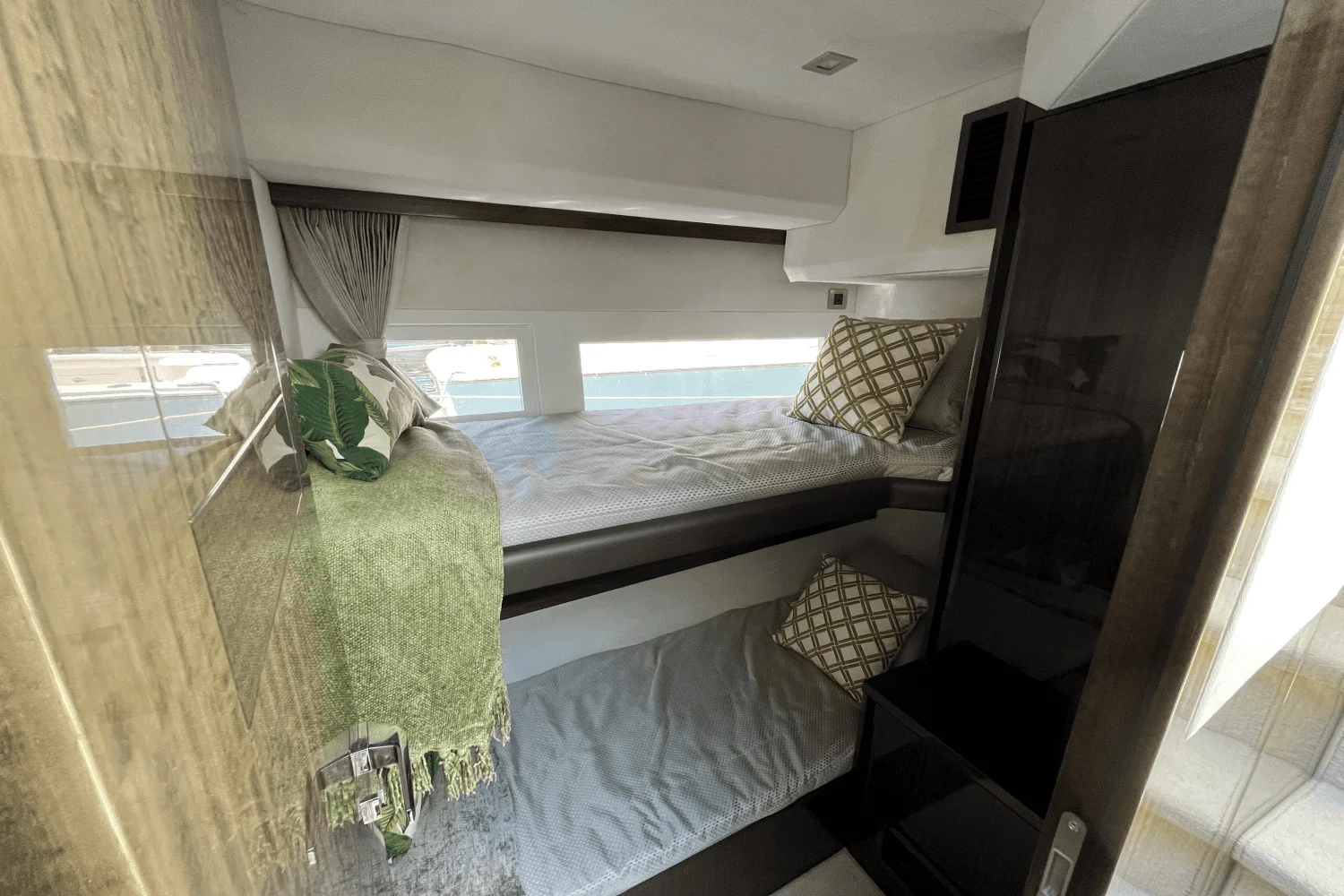 2022 Galeon 470 Sky Image Thumbnail #43