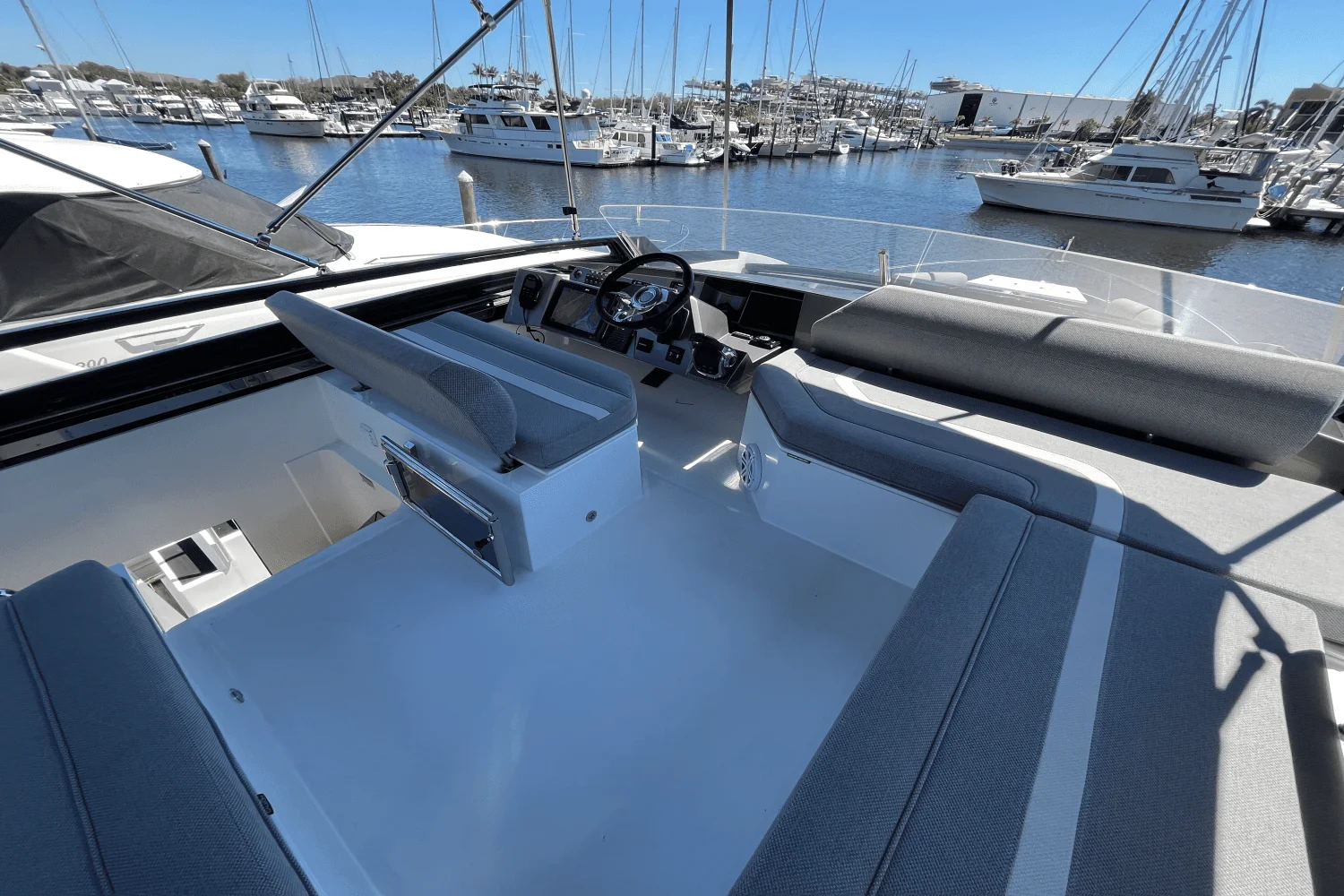2022 Galeon 470 Sky Image Thumbnail #3
