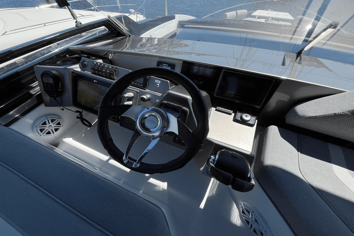 2022 Galeon 470 Sky Image Thumbnail #6