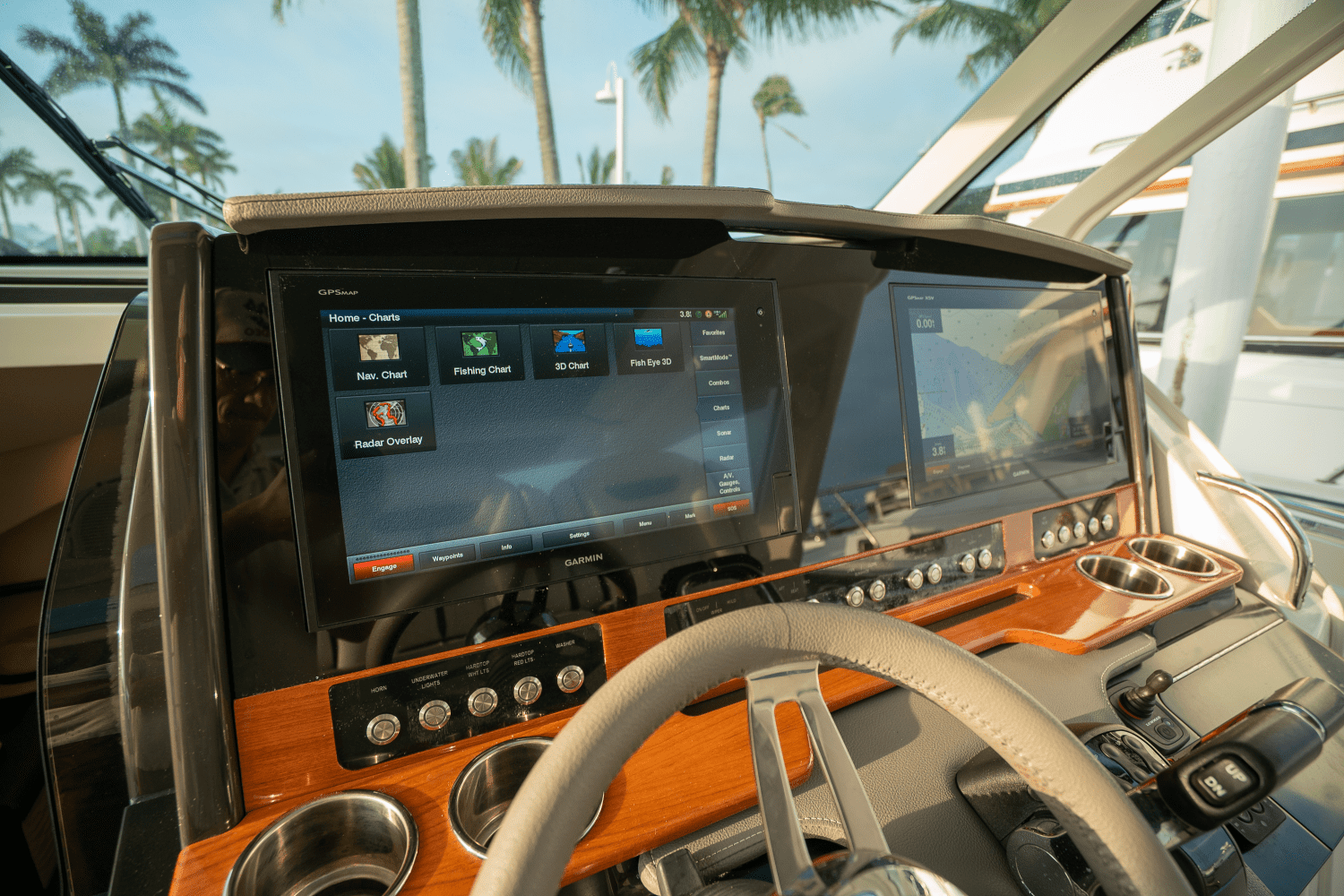 2018 Tiara Yachts 38 LS Image Thumbnail #14
