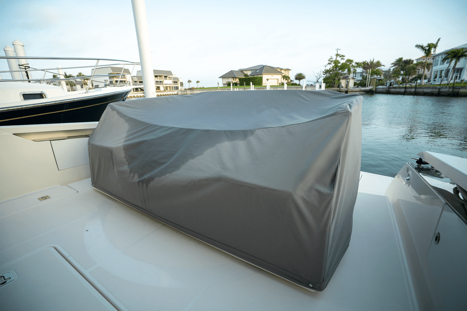 2018 Tiara Yachts 38 LS Image Thumbnail #37