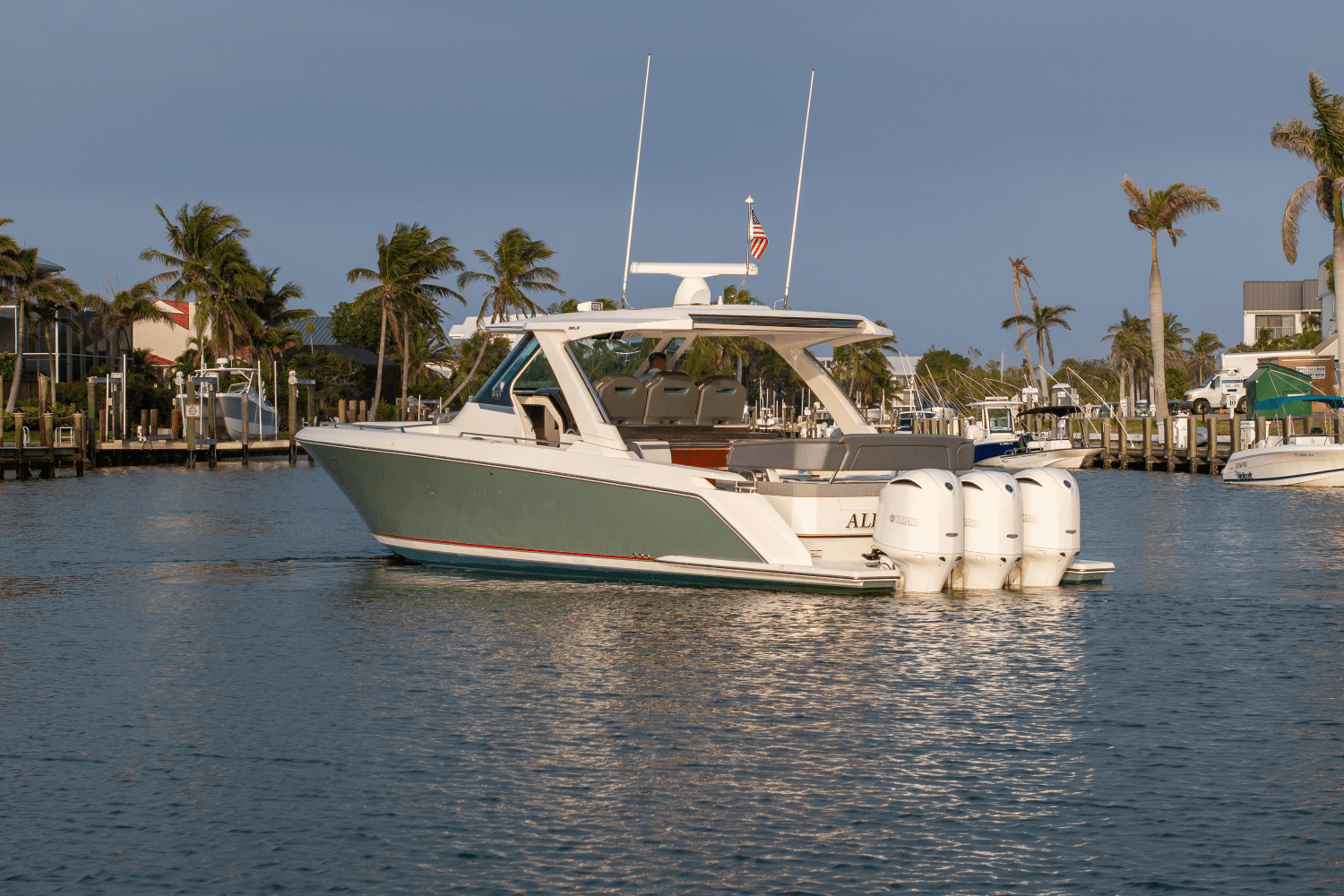 2018 Tiara Yachts 38 LS Image Thumbnail #1