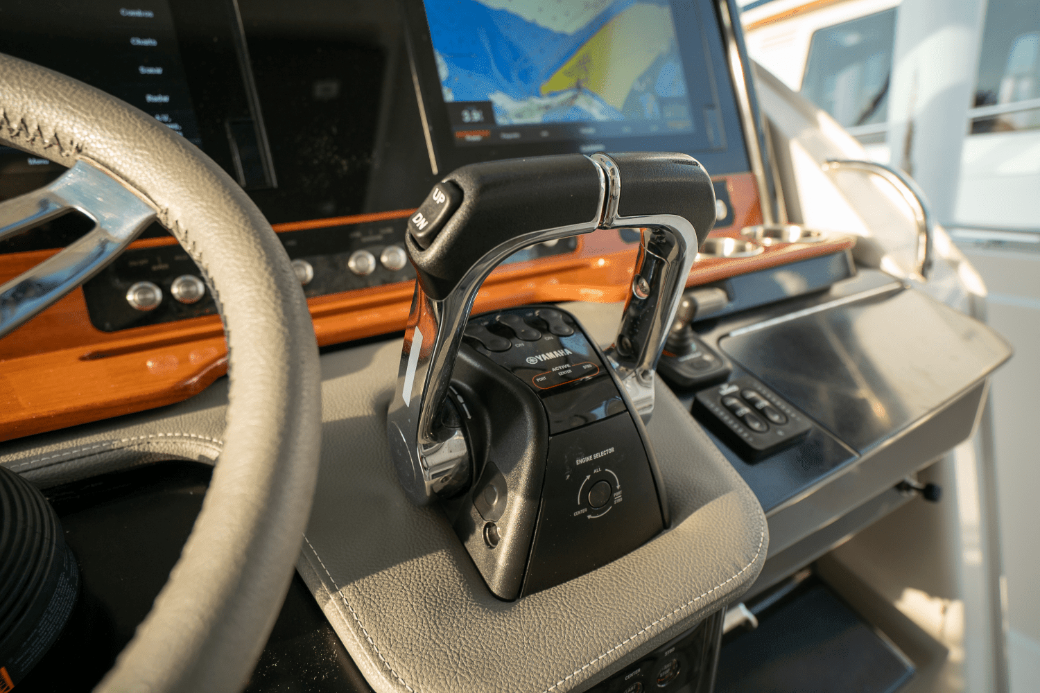2018 Tiara Yachts 38 LS Image Thumbnail #16