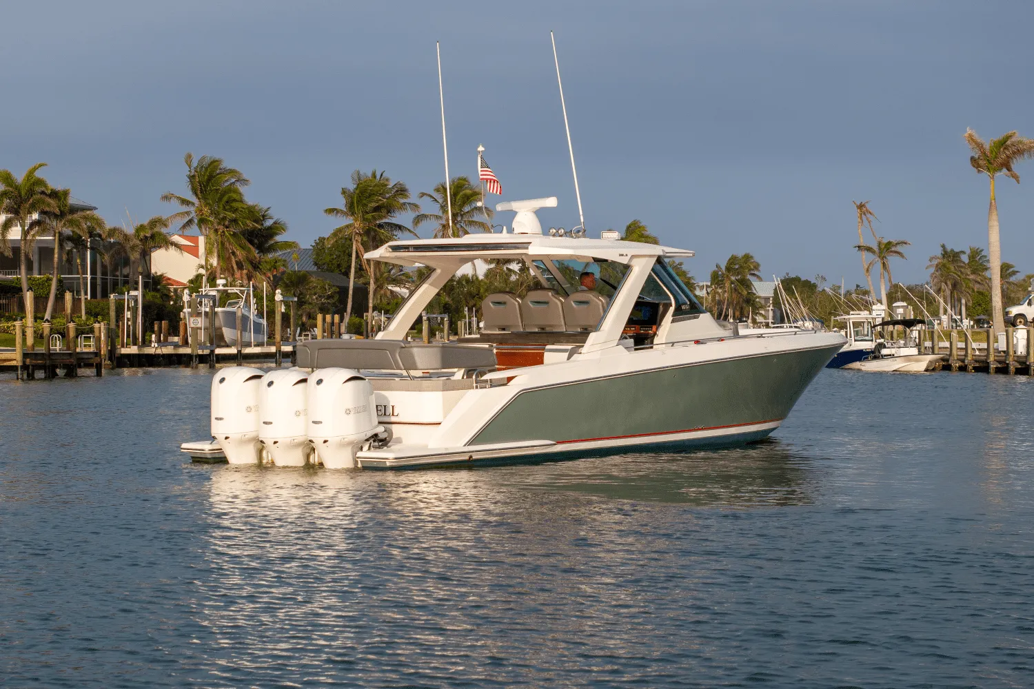 2018 Tiara Yachts 38 LS Image Thumbnail #3