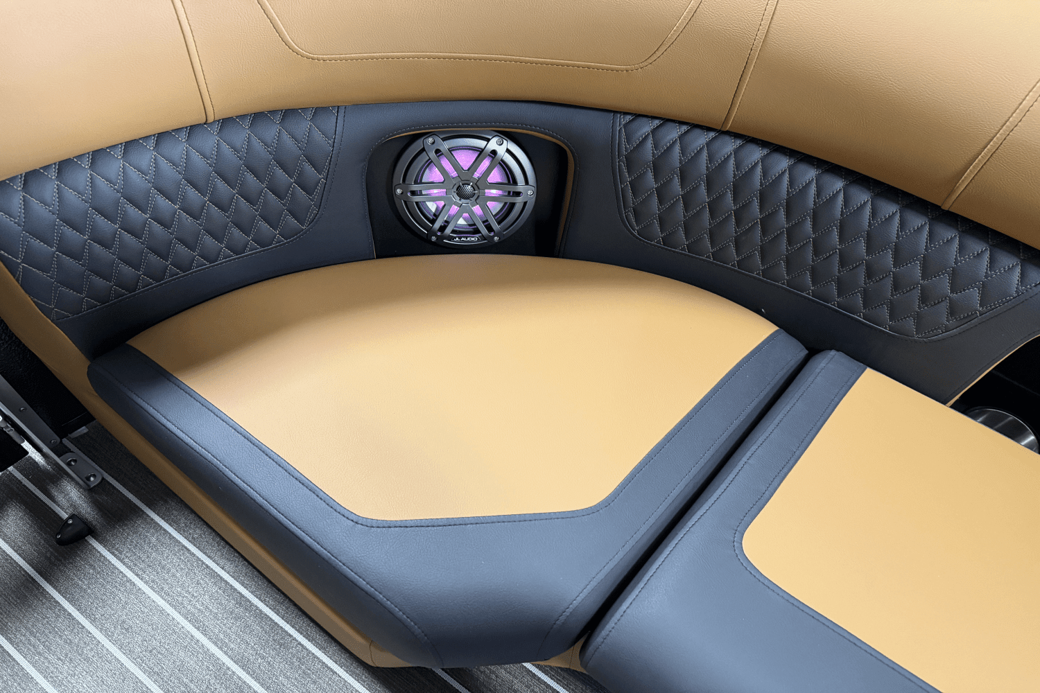 2025 Premier 230 Solaris Image Thumbnail #63