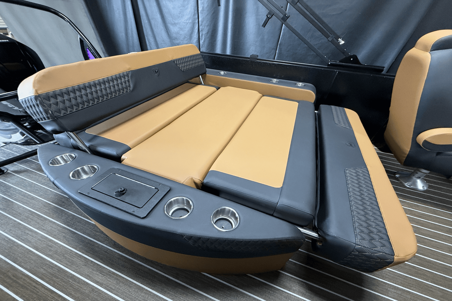 2025 Premier 230 Solaris Image Thumbnail #23