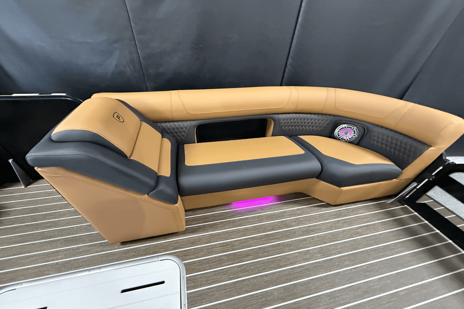 2025 Premier 230 Solaris Image Thumbnail #52
