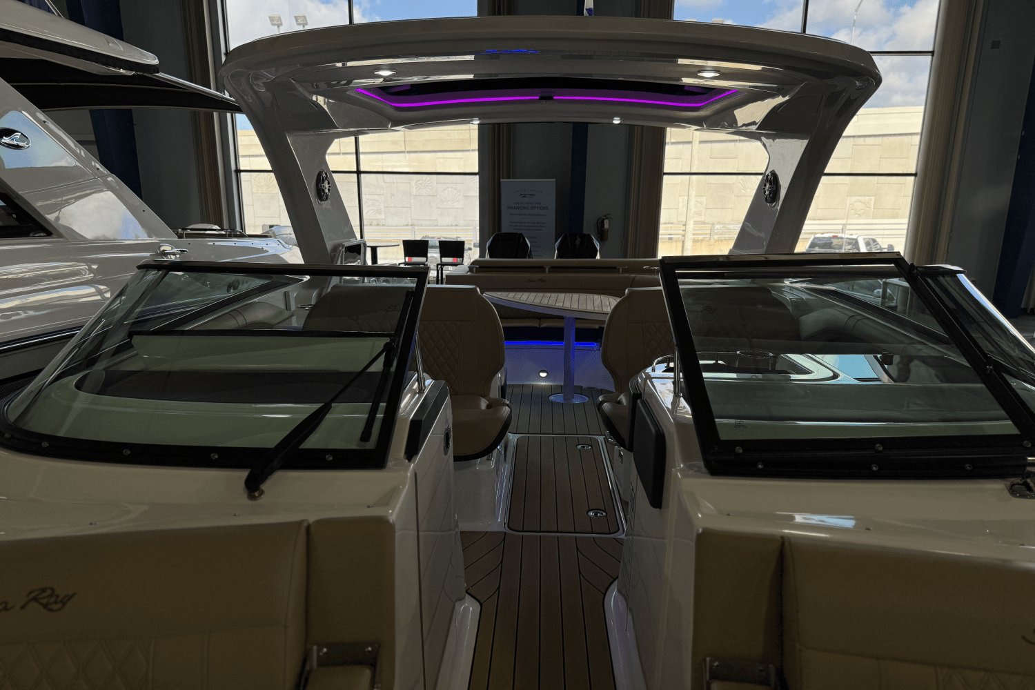 2025 Sea Ray SLX 310 Outboard Image Thumbnail #19