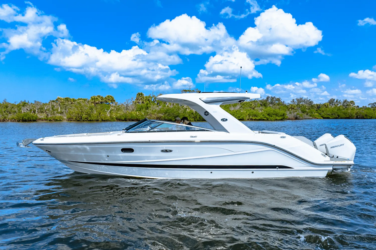 2026 Sea Ray SLX 310 Ouboard Image Thumbnail #0