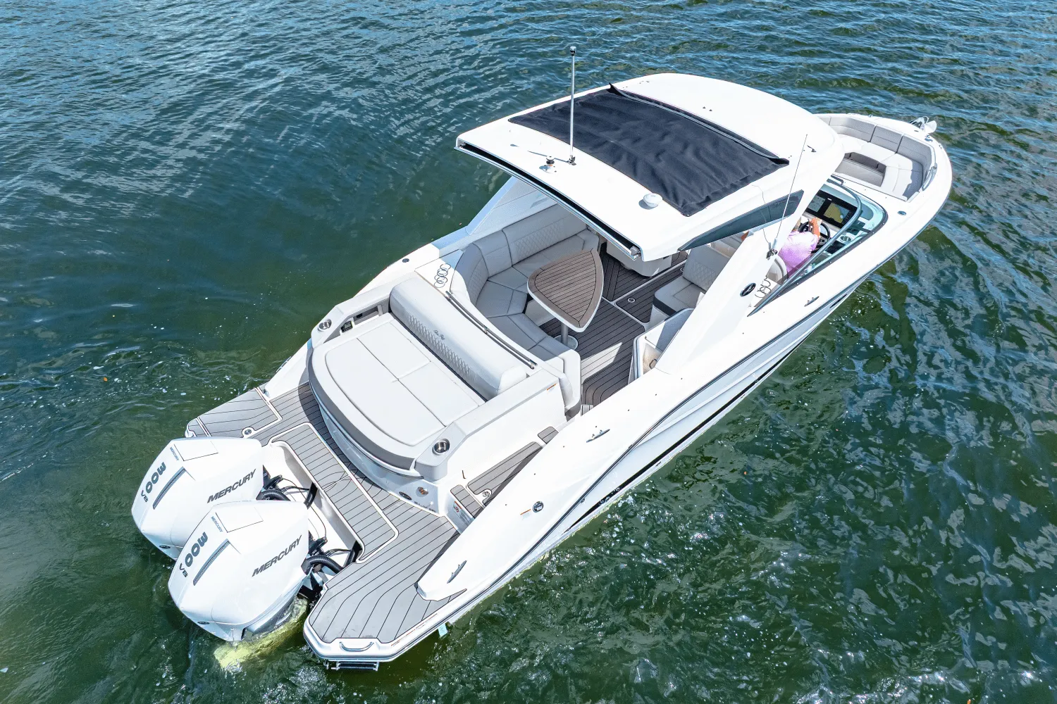 2026 Sea Ray SLX 310 Ouboard Image Thumbnail #6