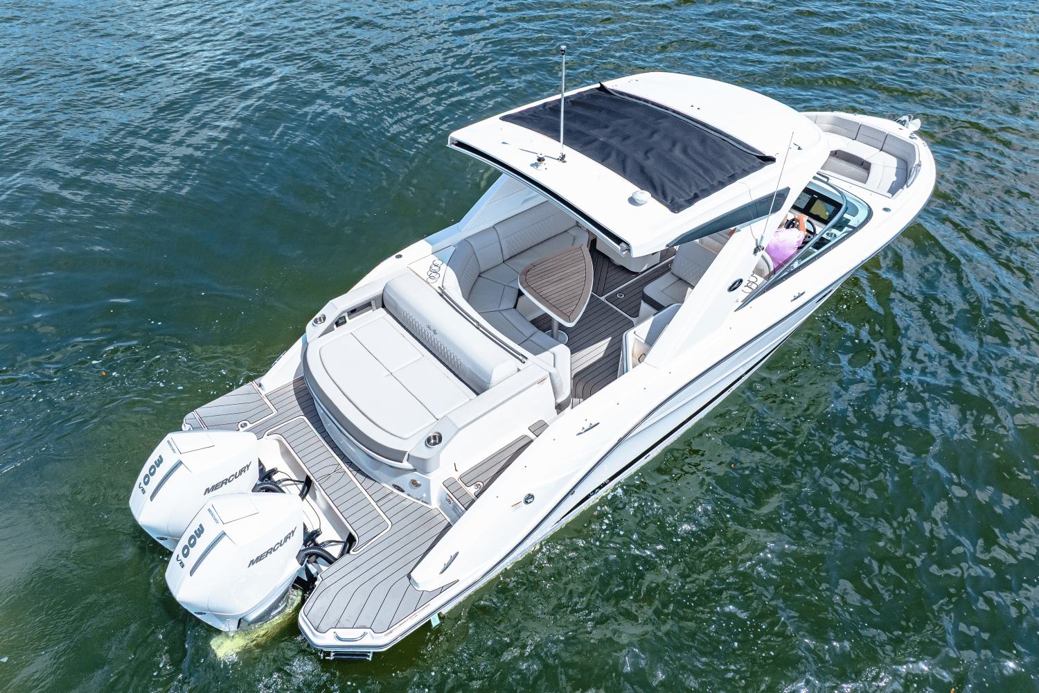 2026 Sea Ray SLX 310 Outboard Image Thumbnail #6