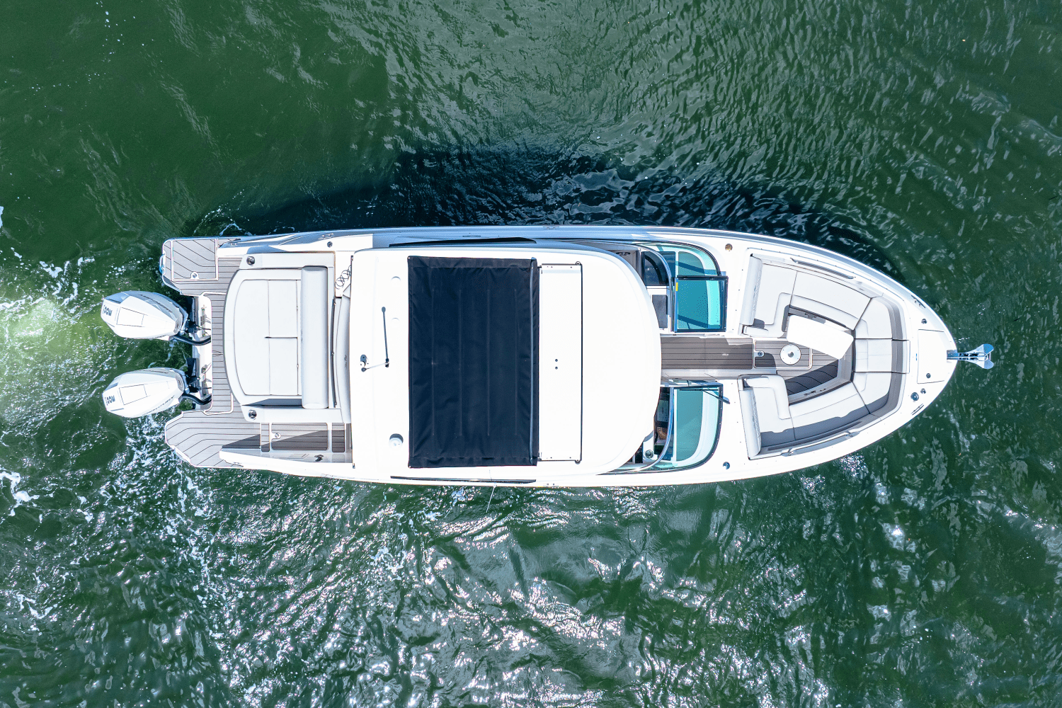 2026 Sea Ray SLX 310 Ouboard Image Thumbnail #11
