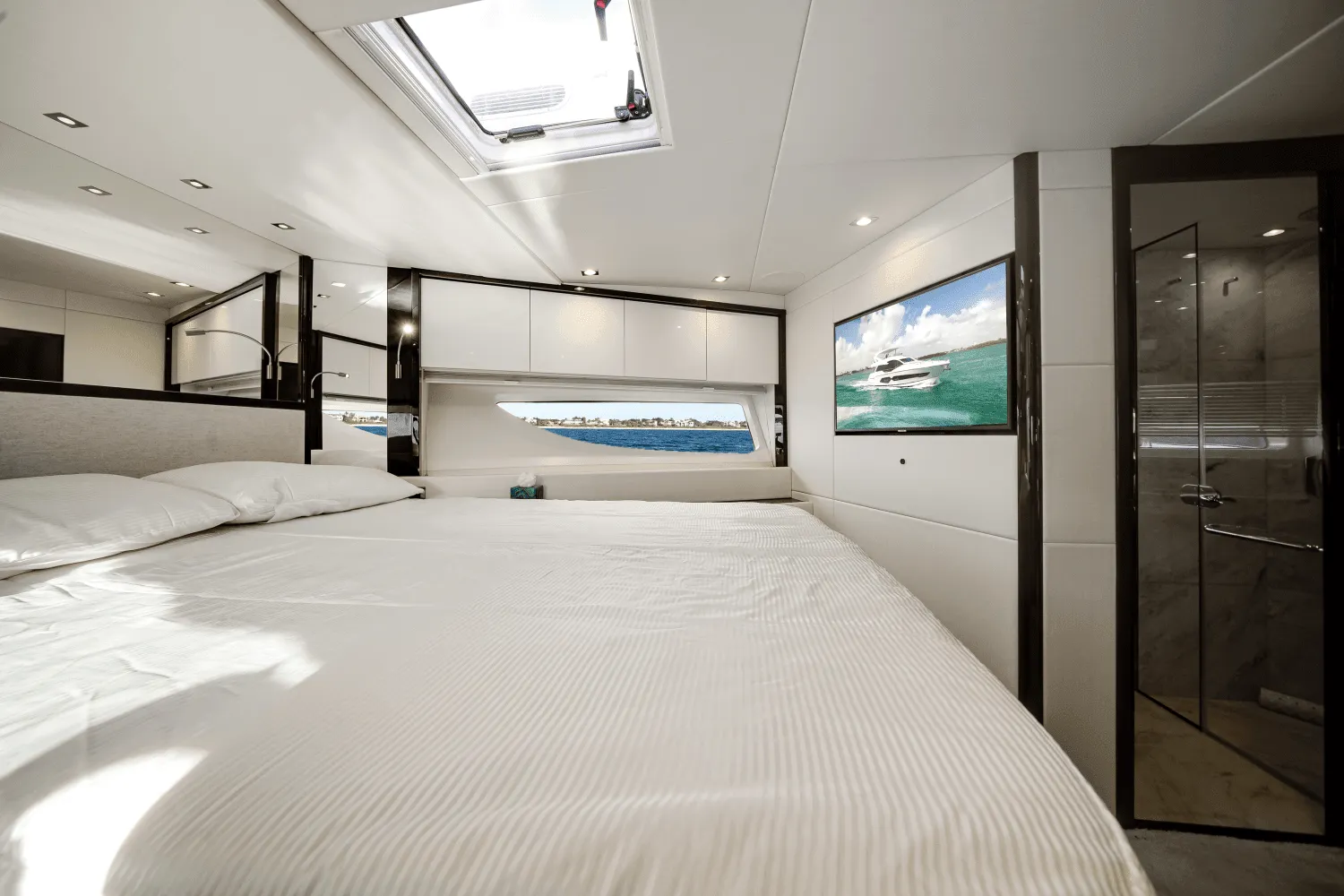2019 Sunseeker 76 YACHT Image Thumbnail #41