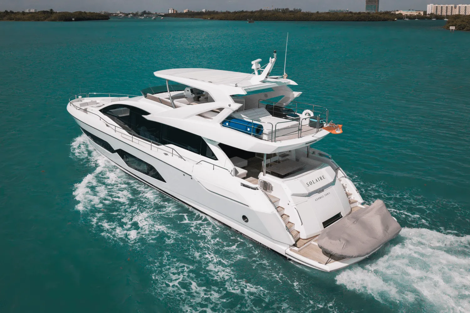 2019 Sunseeker 76 YACHT Image Thumbnail #4