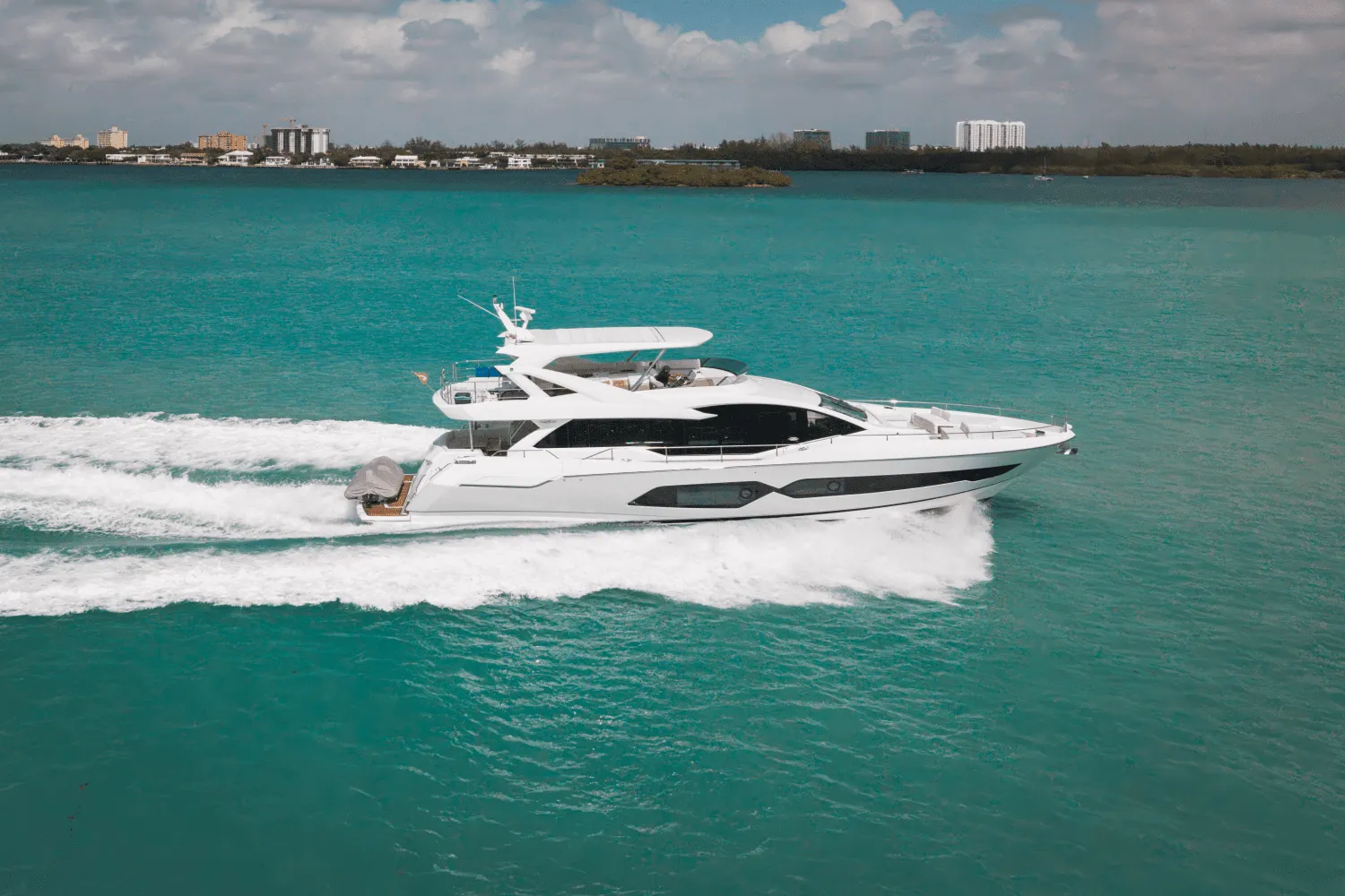 2019 Sunseeker 76 YACHT Image Thumbnail #8