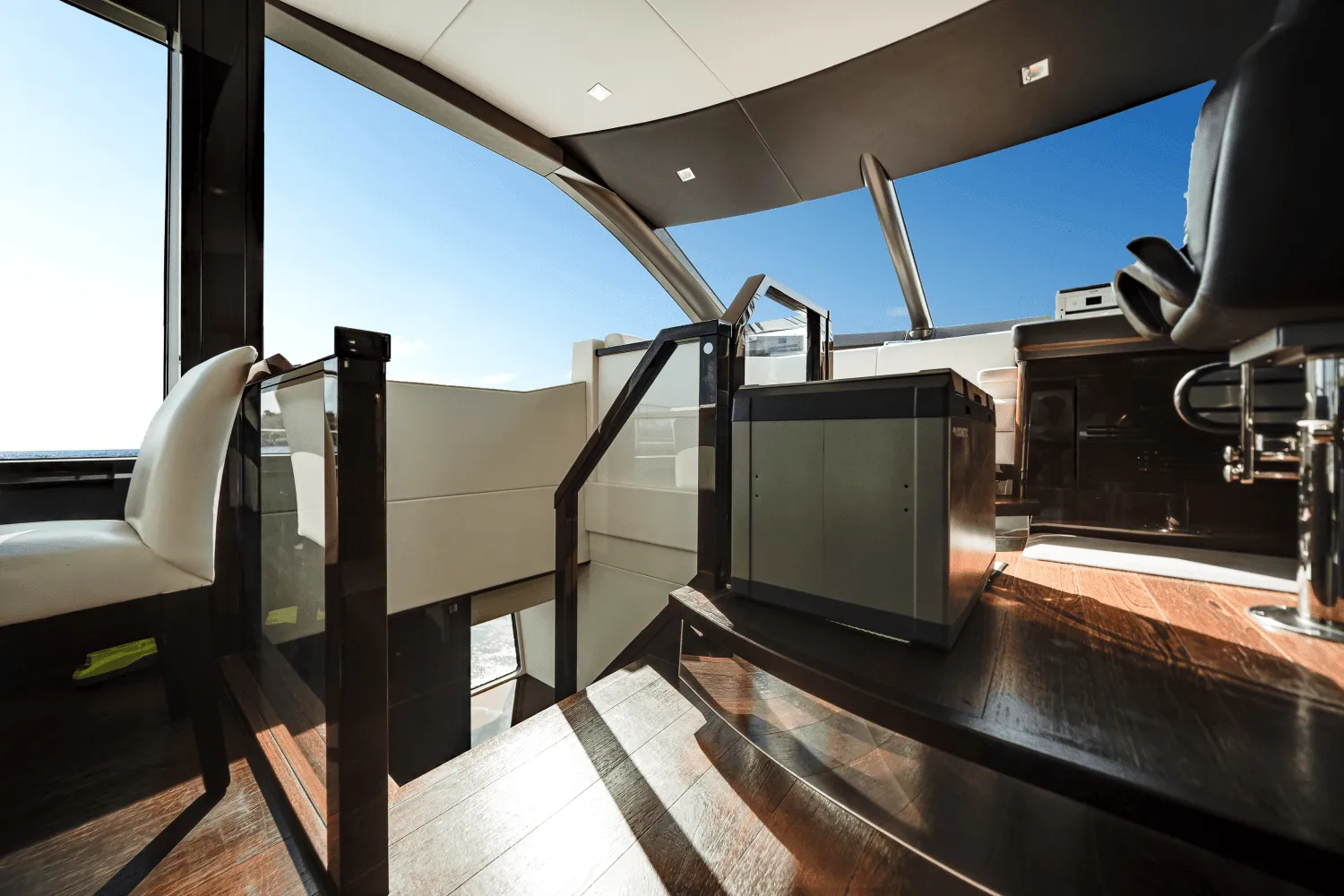 2019 Sunseeker 76 YACHT Image Thumbnail #29