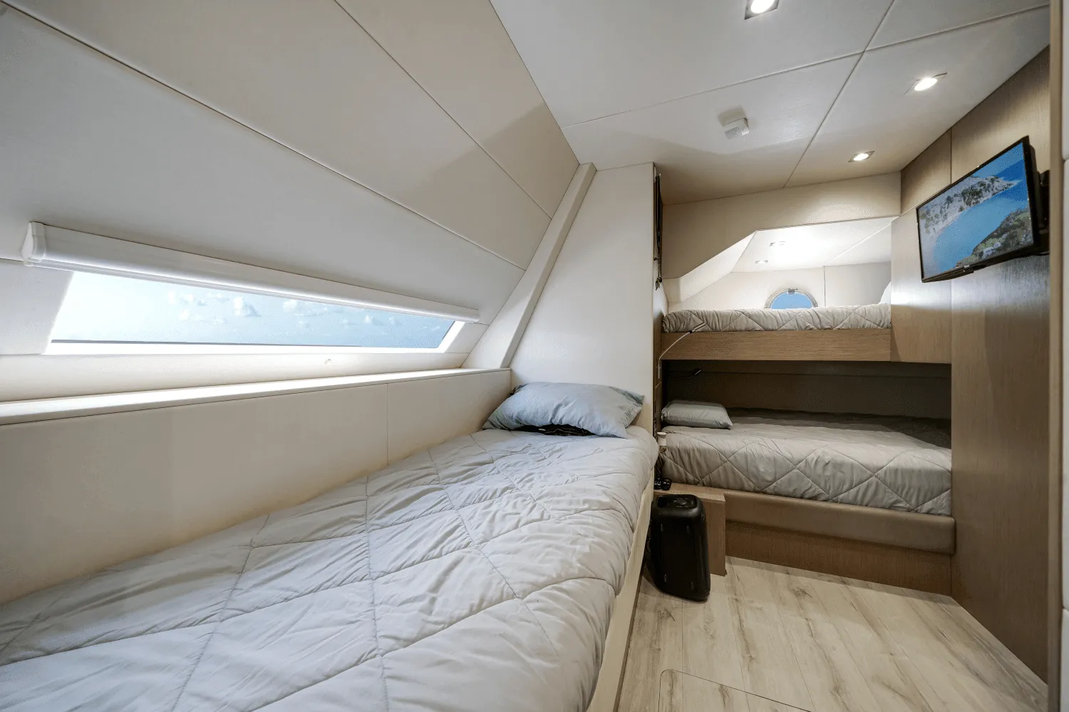 2019 Sunseeker 76 YACHT Image Thumbnail #49