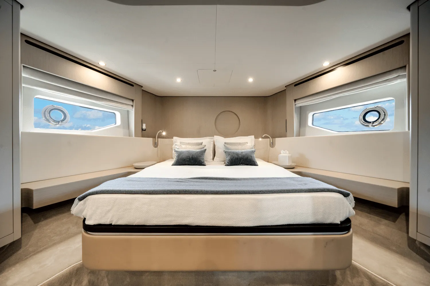 2023 Azimut 68 FLY Image Thumbnail #30
