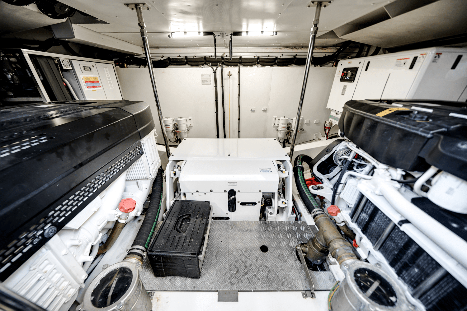 2023 Azimut 68 FLY Image Thumbnail #67