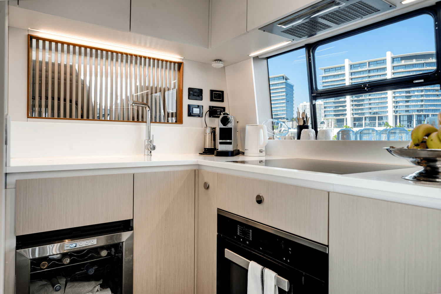 2023 Azimut 68 FLY Image Thumbnail #27