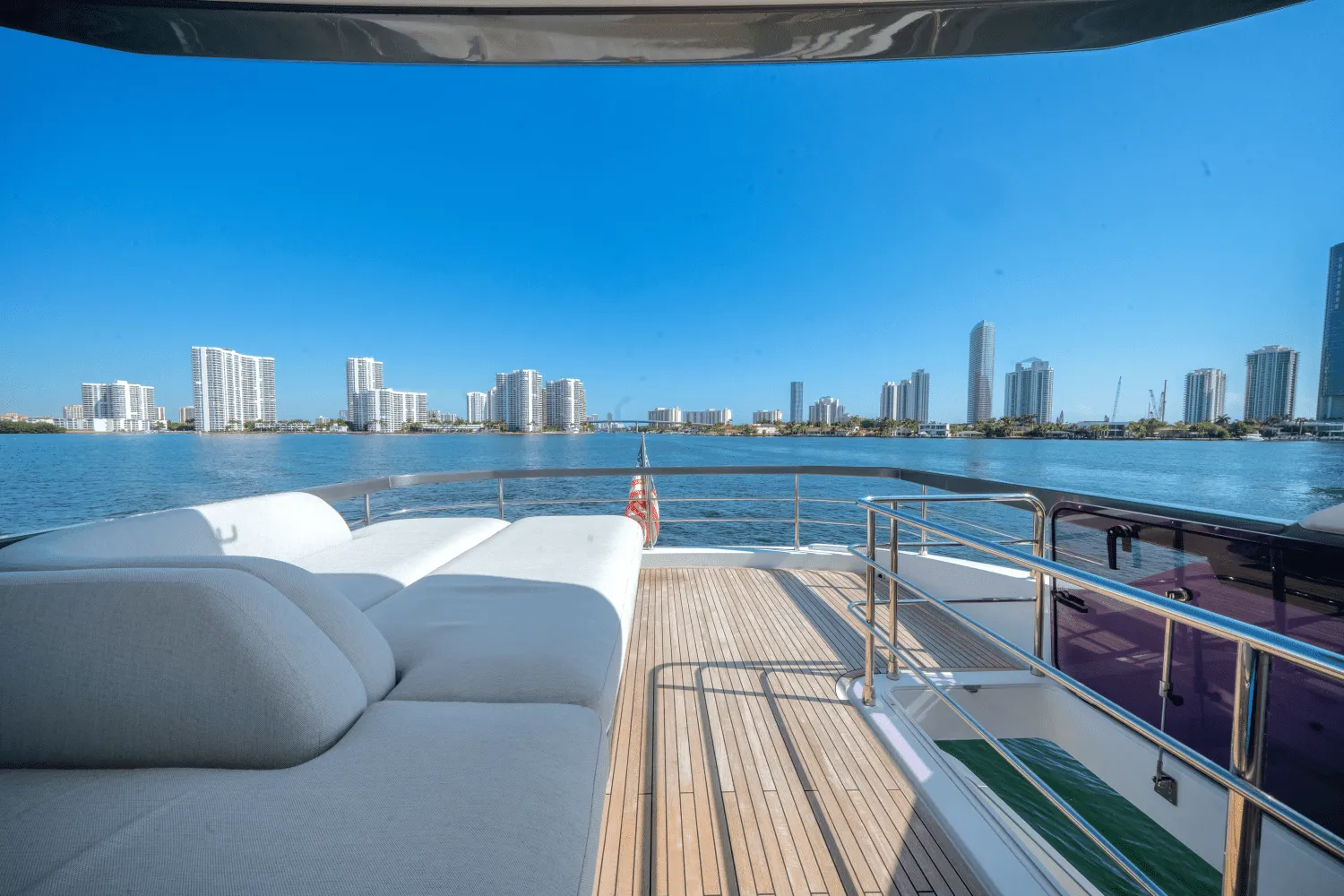 2023 Azimut 68 FLY Image Thumbnail #48