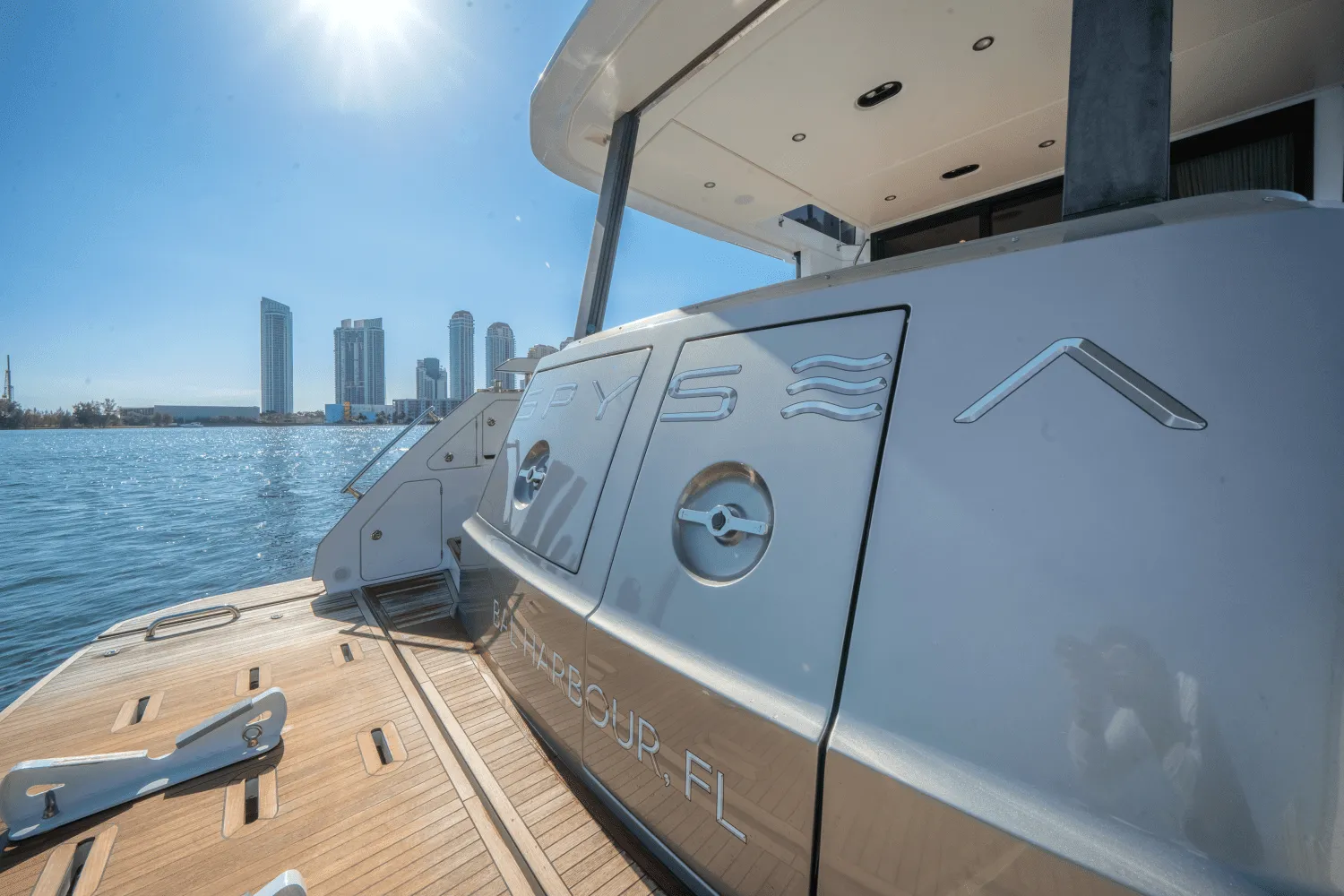 2023 Azimut 68 FLY Image Thumbnail #17