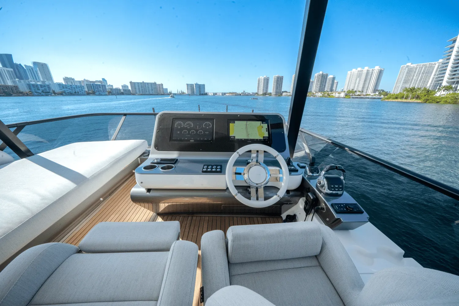 2023 Azimut 68 FLY Image Thumbnail #49