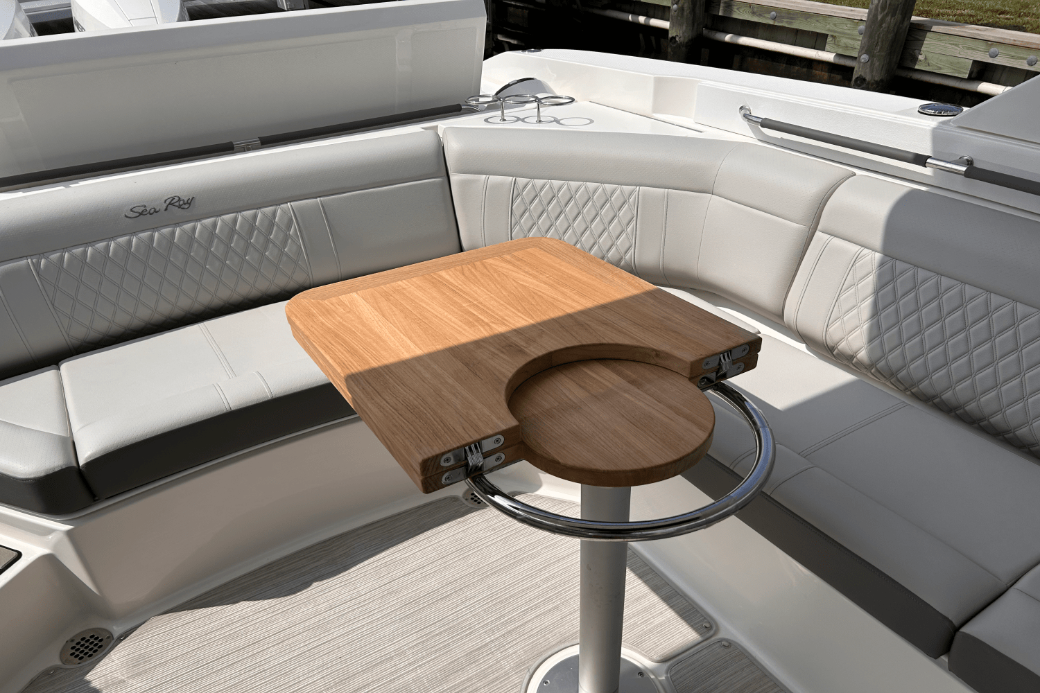 2025 Sea Ray SLX 350 Outboard Image Thumbnail #20