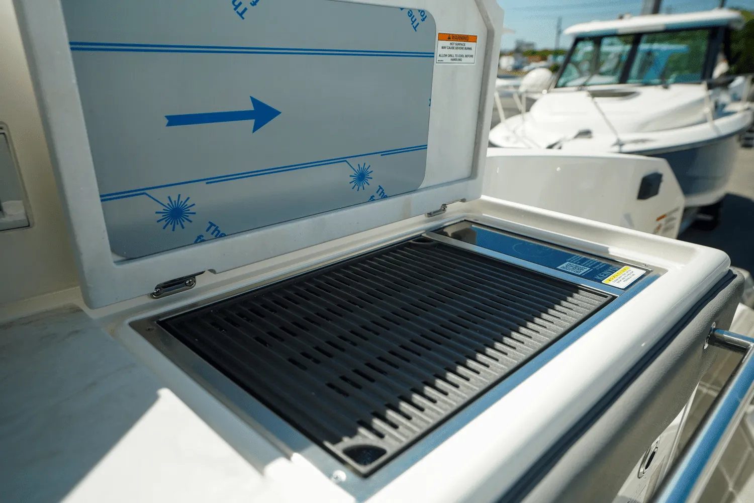 2025 Sea Ray Sundancer 320 Outboard Image Thumbnail #20