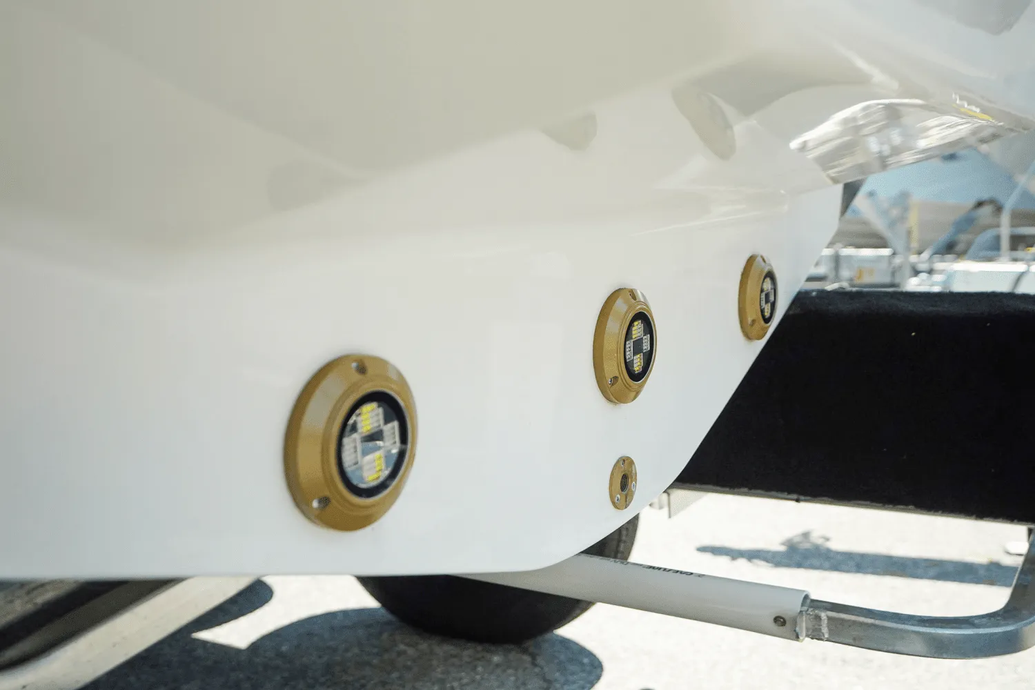 2025 Sea Ray Sundancer 320 Outboard Image Thumbnail #10