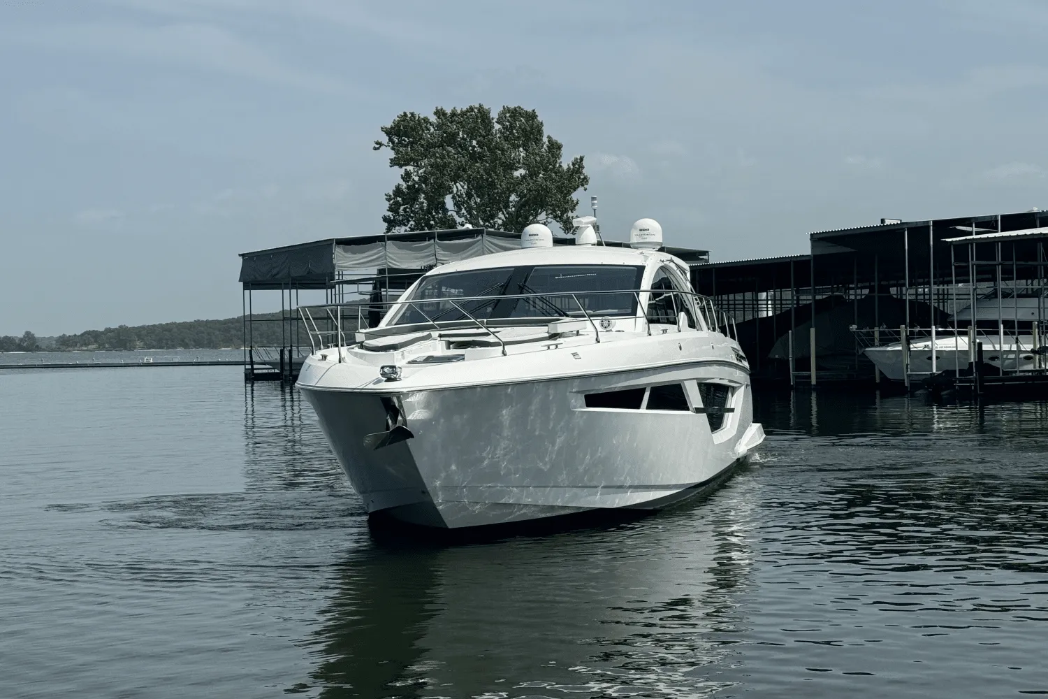 2018 Cruisers Yachts 50 CANTIUS Image Thumbnail #2