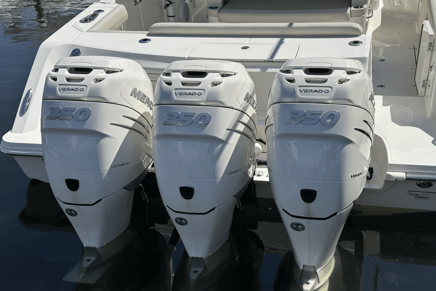 2019 Boston Whaler 380 OUTRAGE Image Thumbnail #7